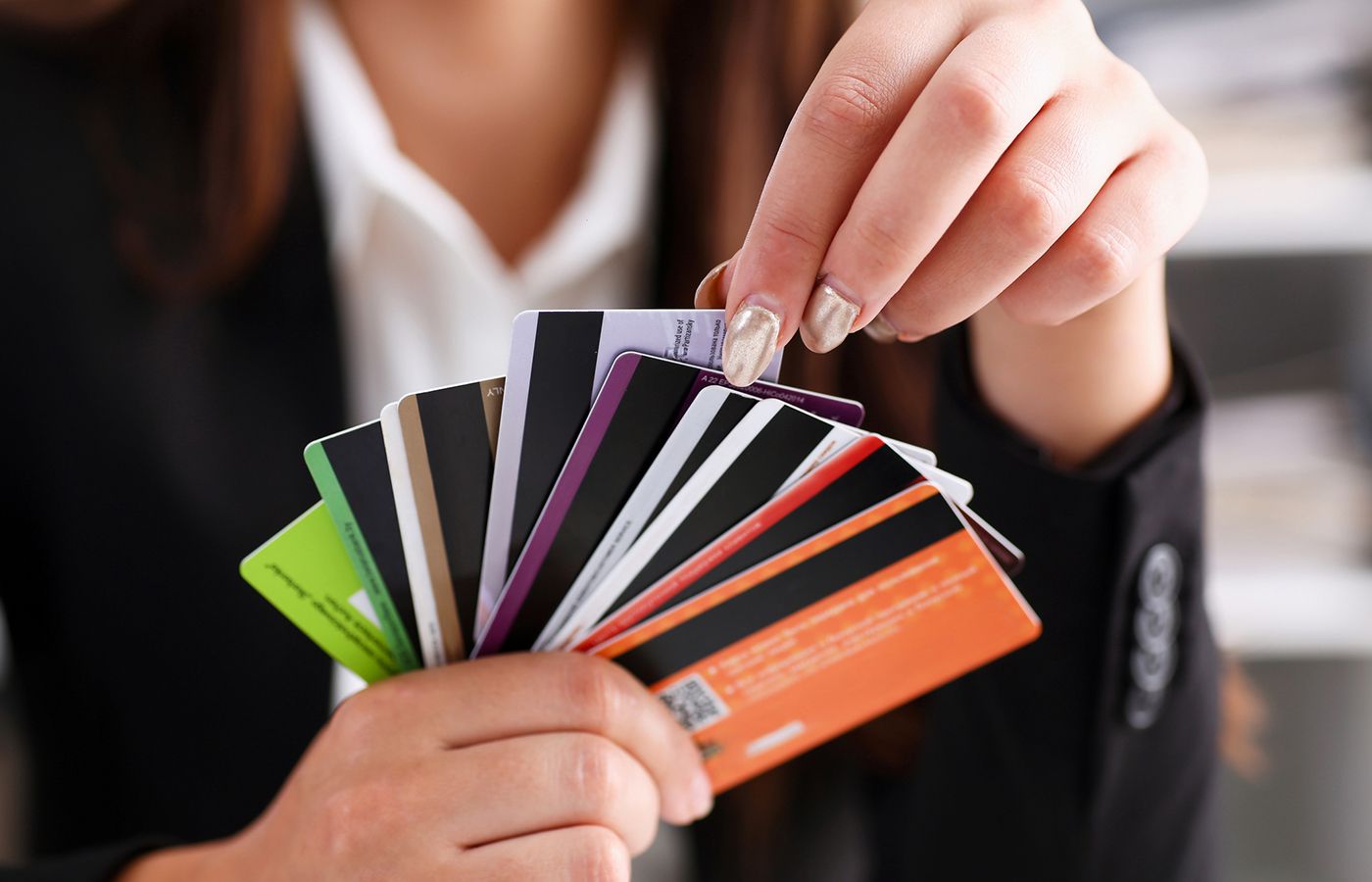 How Many People Have Credit Card Debt? - Experian